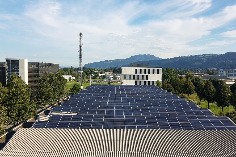 Rooftop photovoltaic array on a commercial building